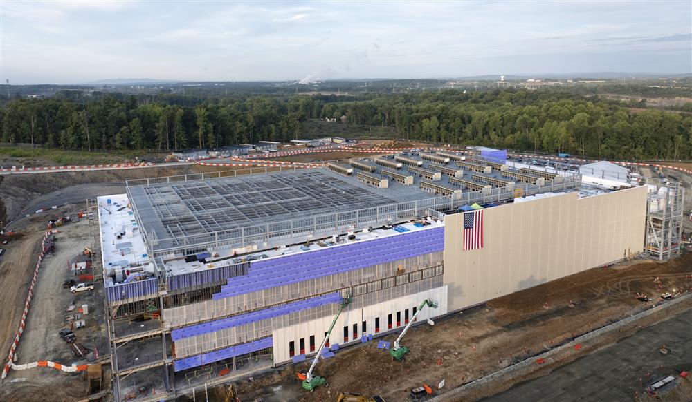Construction of a large U.S. data center for AI infrastructure.